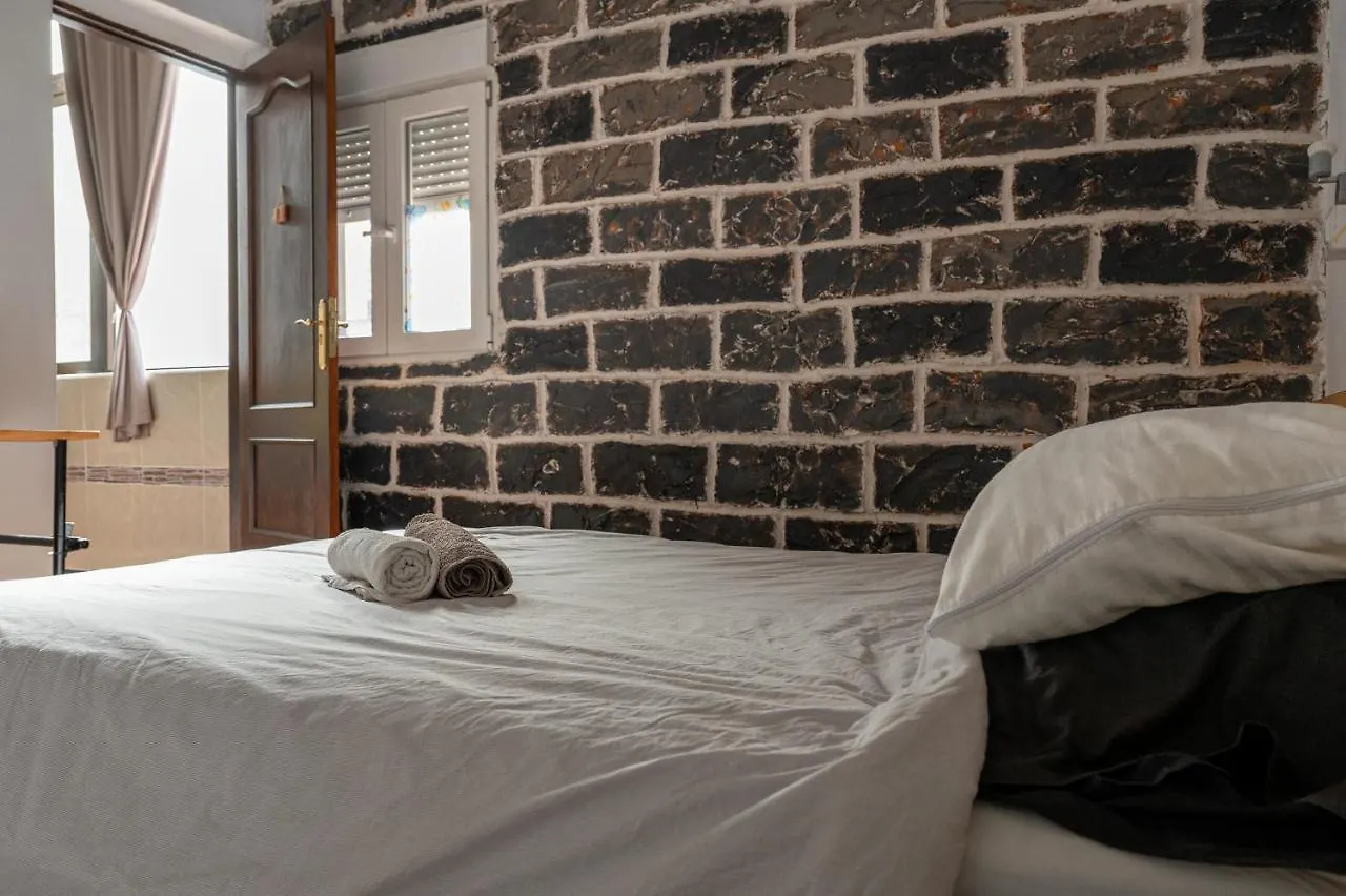 Drago Hostel Icod De Los Vinos Spain