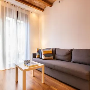 Tapioles - Lovely Tapioles Apartamento Barcelona